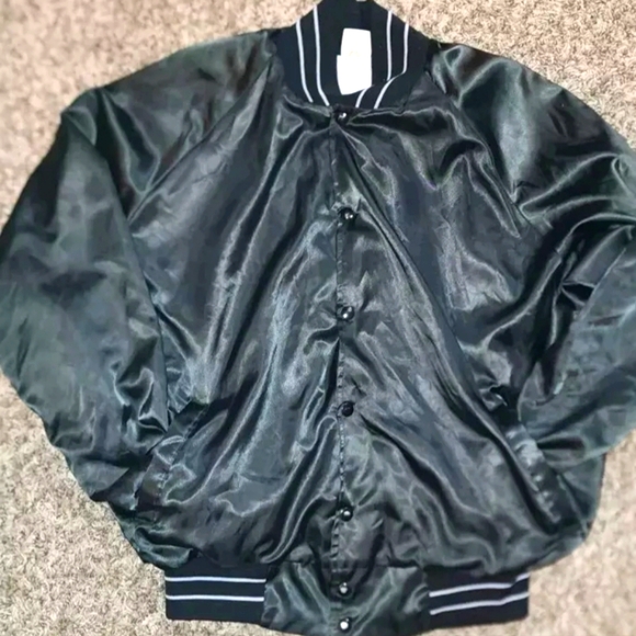 Disney Vtg 80s Sz XL MGM Studios Black Satin Bomber Jacket Embroidered Silver - Picture 2 of 10